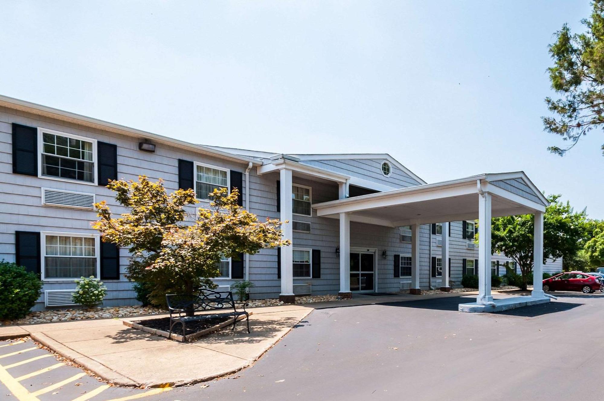 4 Romantic Hotels in Maryland Worth Booking as a Couple