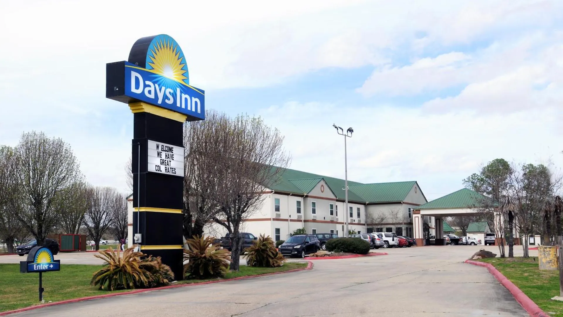 4 Budget Hotels Near Parks Recreation District 3 Worth Booking