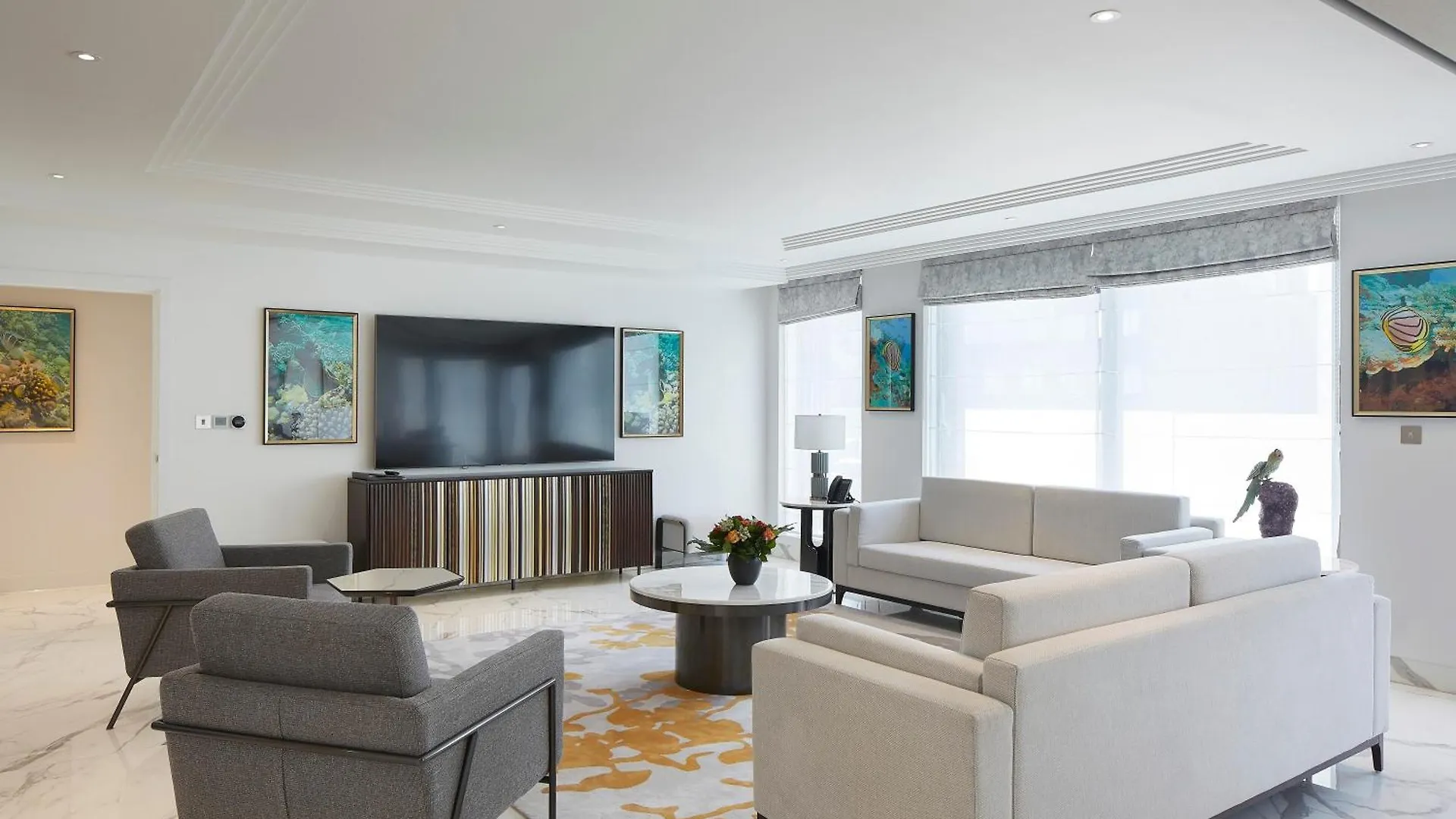 Staying in Regent's Park: 4 Family Hotels Compared