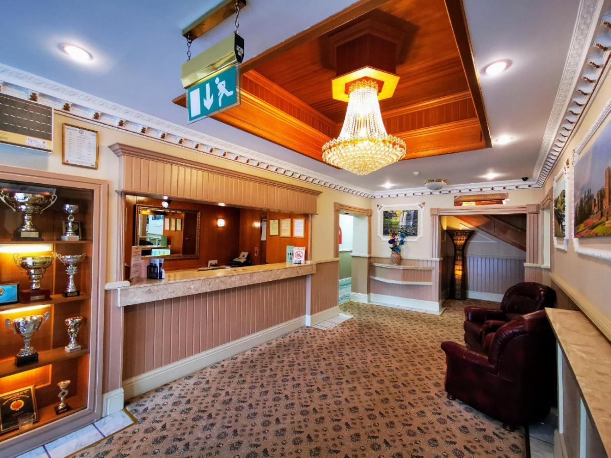 Staying in Brecon Beacons: 4 Central Hotels Compared